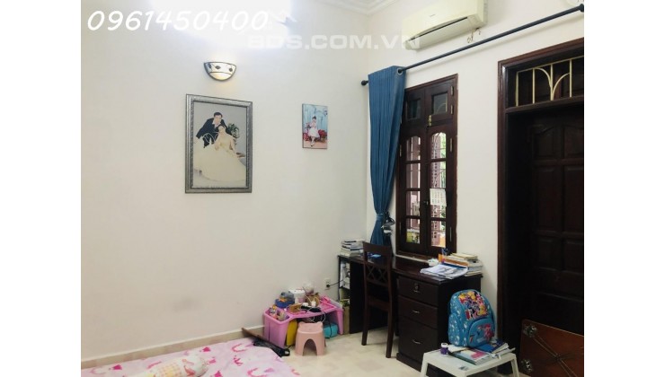 Bán đất Mễ Trì Thượng 70m đường ô tô thông kinh doanh gần Đại Lộ Thăng Long.
0961450400.