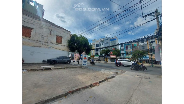 Bán nhà HXH, đường Cách Mạng Tháng 8, gần CV Lê Thị Riêng, gần bệnh viện Thống Nhất