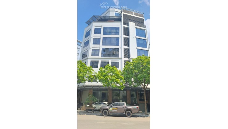 Nhà Phạm Văn Đồng; 110m. Mt 7m. 6 tầng.  KD văn phòng, spa, phòng khám, nhà hàng. 21,2 tỷ.