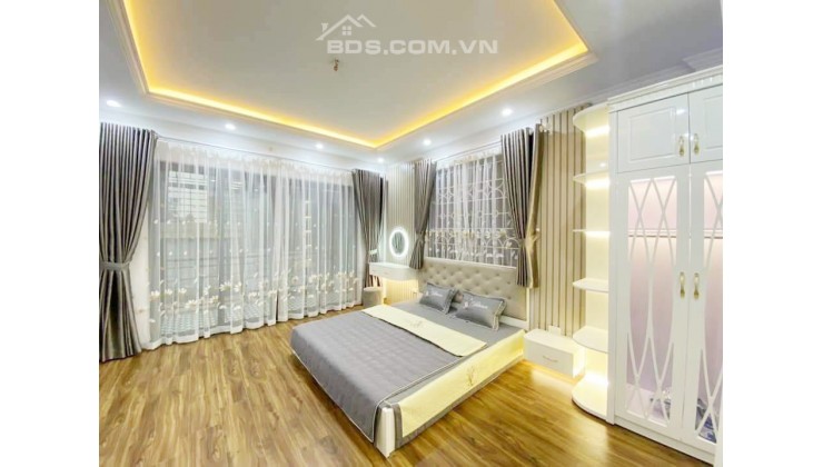 Bán nhà lô góc 60m2, 3 tầng ngõ 46A Phạm Ngọc Thạch, Đống Đa 7 tỷ