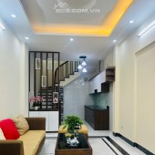 Bán nhà riềng Lĩnh Nam - Hoàng Mai, Xách vali ở luôn, 35.2m2, 3.6 tỷ