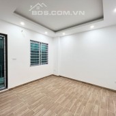 MẶT PHỐ SẦM UẤT - KINH DOANH NGÀY ĐÊM - VỊ TRÍ ĐỈNH 
 Phan Định Giót DT 43m,  3 tầng ,  MT5m, Giá 6.3 tỷ Hà Đông
