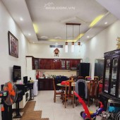 bán nhà Ngọc Thuỵ-Long Biên, 81m x4tầng, 3 mặt thoáng, full thổ cư