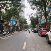 Cực hiếm!!! Đất Ngọc Lâm, 10m ra đường oto, lô góc vuông vắn. Giá 2.5 tỷ