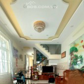 BÁN RẺ NHÀ ĐẤT AN BÌNH 1TRỆT 2LẦU SỔ HỒNG THỔ CƯ ĐƯỜNG NHỰA 6m THÔNG SÂN ĐẬU OTO