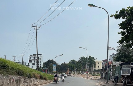 BÁN NHÀ CHÍNH CHỦ NGÕ 424 NGỌC THUỴ - LONG BIÊN 5 TẦNG, MẶT TIỀN 4,85M,  Ô TÔ ĐỖ CỬA. GIÁ NHỈNH 4 TỶ