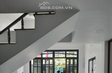 NHÀ 4 TẦNG ĐÚC BTCT- NHÀ MỚI MUA Ở NGAY-  CÁCH MẶT TIỀN ĐƯỜNG 20M.