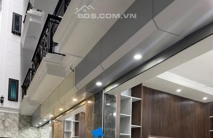 HIẾM CÓ 1 0 2- BÁN NHÀ BỒ ĐỀ 5 TẦNG 35M-  MỚI TINH-  Ô TÔ ĐỖ CỔNG- CÁCH CẦU CHƯƠNG DƯƠNG 100M- NHỈNH 3 TỶ