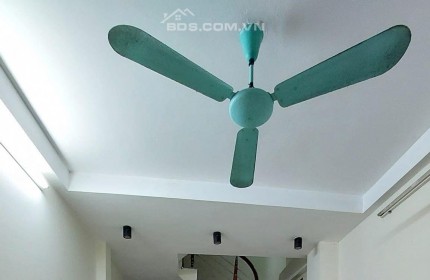 2.x tỷ nhà 5 tầng 40m ô tô đỗ tận cổng nhà Thạch Bàn Dân Xây rất chắc chắn chỉ việc ở, chủ thiện chí thương lượng .