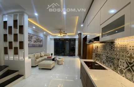 Bán gấp ! Tứ Hiệp - Thanh Trì 40m2, nhà đẹp, ngõ rộng, oto đỗ cổng 3,1 tỷ