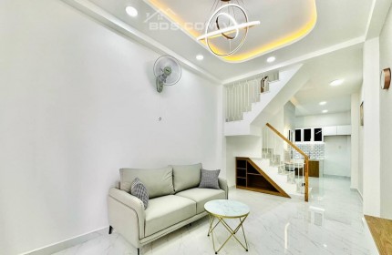 HẺM Ô TÔ TRÁNH – 35M2, 3 TẦNG - TẶNG NỘI THẤT- PHAN HUY ÍCH, TÂN BÌNH