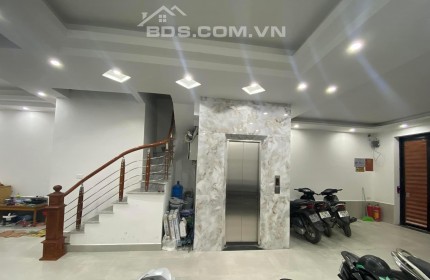TÒA CCMN CAO CẤP Q. ĐỐNG ĐA_THANG MÁY_Ô TÔ DT 80M2 X 7T GIÁ 12,5 TỶ DOANH THU 1TỶ/NĂM