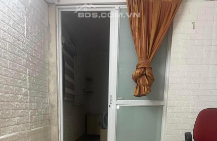 Cho thuê nhà MẶT NGÕ Tự Do, Hai Bà Trưng 32m2, 4T, KINH DOANH CỰC ĐỈNH Chỉ 13 triệu.