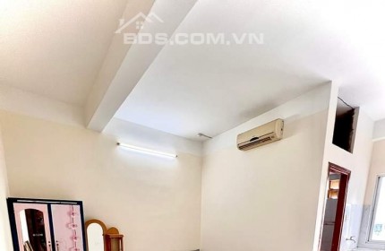 Bancol, cửa sổ-điều hoà, tủ lạnh- 24m²-Nguyễn Văn Linh