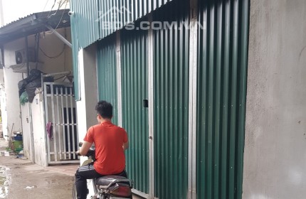 Tôi cần bán nhà tại Quyết Tiến Vân Côn Hoài Đức 50m2 đang có xưởng cho thuê lh 0987866900.