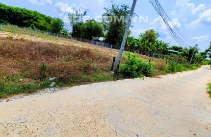 Chúng tôi có mảnh đất cạnh KCN Hiệp Thạnh với giá chỉ từ 7xx triệu đồng mỗi nền