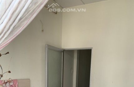 Chỉ 2.65 tỷ có ngay nhà ngay chợ Tân Hương (4 x 10) 1T2L. Lh:0964812059