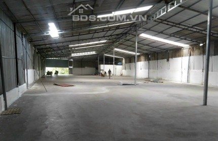 Xưởng 1000m2 xe 5T giá chỉ 28tr hợp đồng lâu dài!