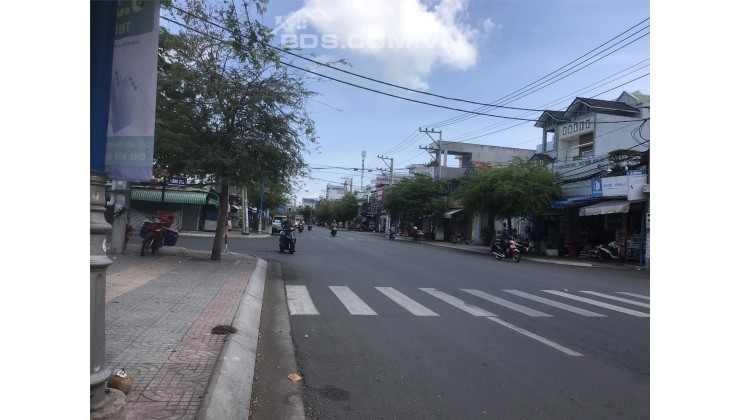 Cho thuê mặt bằng mới 140m2 đường Nguyễn Hữu Cảnh, TPVT