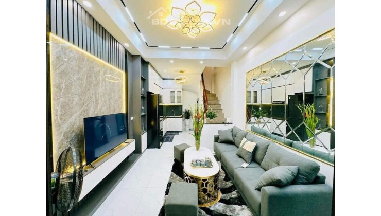 Nhà siêu đẹp lô góc ô tô đỗ cửa kinh doanh cực đỉnh giá chỉ từ 4,xxx  tỉ Phan Đình Giót
