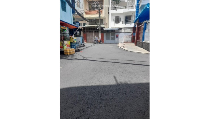Rẻ NHẤT Phạm Văn Hai, Tân Bình - 32M2 - 4.6 Tỉ - HẺM XE HƠI TRÁNH - VỊ TRÍ KINH DOANH ĐỈNH