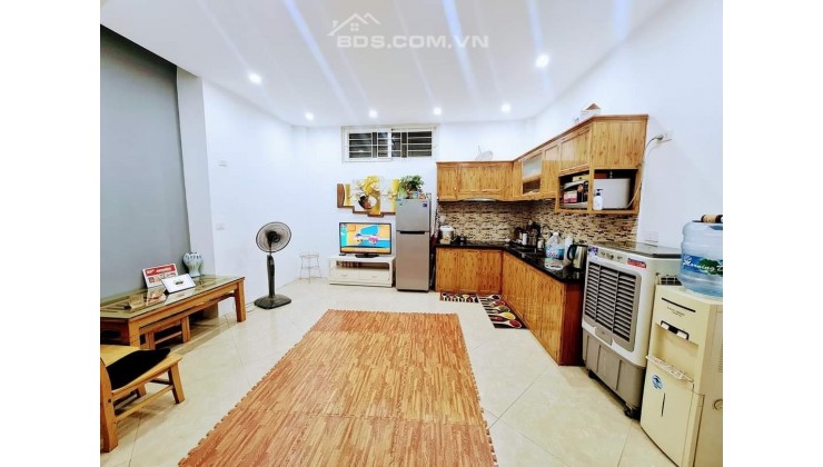 Bán nhà 349 Minh Khai - Hai bà Trưng, 2 thoáng, gần phố, ở luôn 37m, 4 tầng, giá chỉ 3.2 tỷ