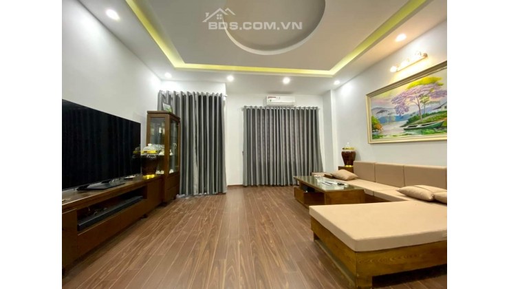 BÁN NHÀ TÂN MAI 40M2 - 5T,Ô TÔ,3,5 TỶ NHÀ ĐẸP Ở LUÔN