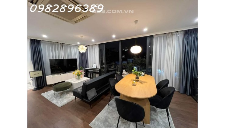 CẦN BÁN GẤP NHÀ PHỐ TÔN ĐỨC THẮNG 105M, 5T, GARA Ô TÔ, 22.3 TỶ.
