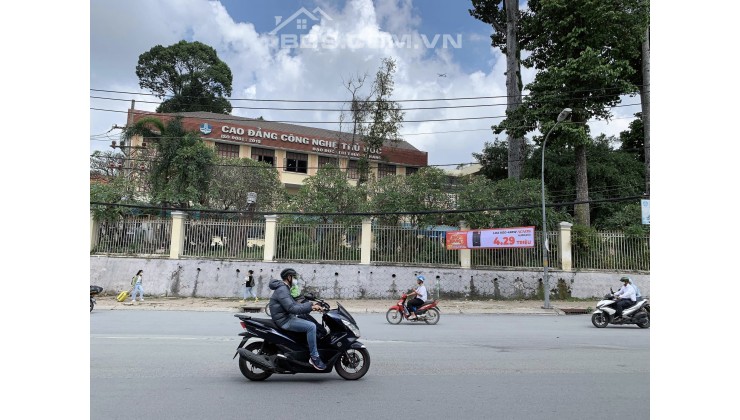 HẺM XE HƠI MT VÕ VĂN NGÂN NHÀ MỚI 2T VÀO Ở NGAY - BÁN KÍNH 500 NGẬP TRÀN TIỆN ÍCH - 75M2 CNĐ - CHỈ 5 TỶ 9 SỞ HỮU NGAY