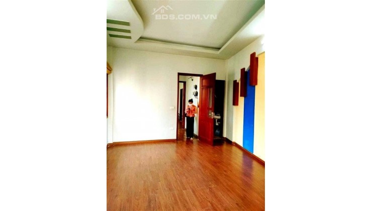 Bán nhà giáp Hồ Văn Chương quận Đống Đa, 65m2, LÔ GÓC, Ô TÔ Tránh, KINH DOANH đỉnh, chỉ 14.8 tỷ.