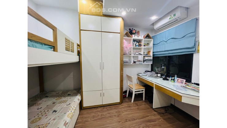 Chính Chủ bán GẤP căn hộ 66,8m2 tại CT15 Green Park, KĐT Việt Hưng, Long Biên. Giá: 2,68tỷ