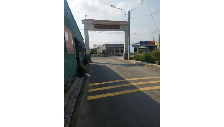 Bán 112,2m2 thổ cư KDC Phúc Giang, SHR, chỉ 1.07 tỷ. Lh:0986275245.