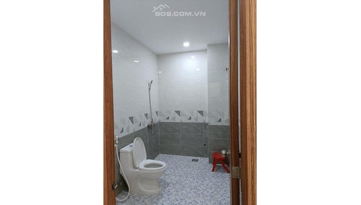 Giảm 1.3 tỷ bán gấp nhà mới 3 tầng, HXH Yên Đỗ, 4.5x13m nhỉnh 100tr/m2