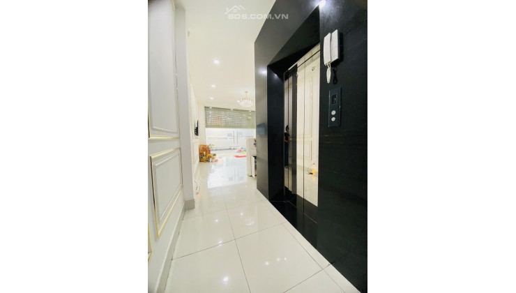 Nhà MT Nguyễn Chí Thanh P12Q5 100m2 , 6 lầu, thang máy, 35.9 tỷ. Lh:0398879796