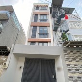 Bán nhà HXH sát ĐH Hutech, thu nhập 60tr/th. Sổ vuông không lỗi, nở hậu