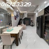 Bán nhà 2 tầng 4x14m mới đẹp chỉ 4 tỷ nhỉnh nằm giữa trung tâm Q7