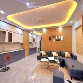 Nhà đẹp phố Vũ Tông Phan Quận Thanh Xuân 41m2 5 Tầng Ô tô đỗ cửa 4,3 tỷ