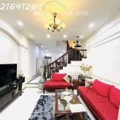 Bán nhà phố Thái Hà - Đống Đa, Ô tô đỗ cửa, 60.1m2, 9.6 tỷ