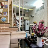 Nhà đẹp phố Khương Đình Thanh Xuân ngõ thoáng sáng 40m2 4 tầng 4,05 tỷ