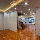nhà đẹp Ngọc Lâm 76m x 5T, gara, full nội thất, thoáng trước sau