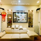Bán nhà Vân Hồ, gần CV Thống Nhất, 33m, 7 tầng, trung tâm, ở sướng, nhà đẹp ở luôn, 5.4 tỷ