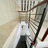 Bán nhà Ung Văn Khiêm, P25, Bình Thạnh, 50m2, 4 tầng, 4x12,5, giá chỉ 4ty690