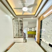 HƠN 3 TỶ, BÁN GẤP NHÀ LÊ QUANG ĐẠO - 0977319060