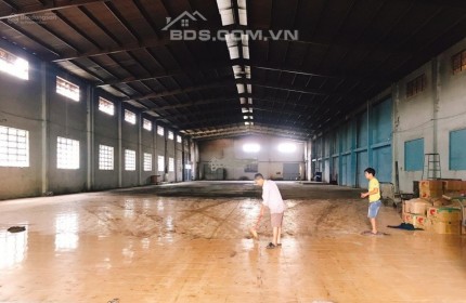 xưởng 3100m2 2 mặt tiền xe Cont 24h, gần cầu Tham Lương, giá tốt!