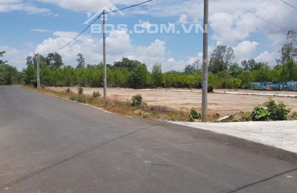 BÁN GẤP 612M2 ĐẤT XÂY DỰNG TỰ DO MẶT TIỀN KHU CÔNG NGHIỆP, NGAY CHỢ. GIÁ 268 TRIỆU
