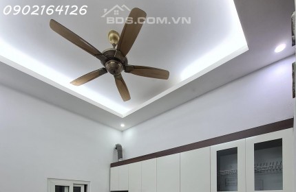 Bán nhà Hào Nam - Đống Đa, Siêu thoáng, 43m2, 4.5 tỷ