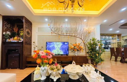 Cần bán chung cư Mandarin garden thanh xuân căn 130m 3pn2vs gần công viên