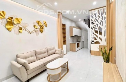 Bán nhà Minh Khai - Hai Bà Trưng nhà đẹp, phong cách hoàng gia, 35m, 5 tâng, cực lộc.