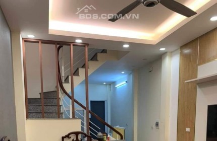 Siêu phẩm Thanh Xuân – Tòa nhà khách sạn 270m2 12 tầng – doanh thu khủng
Giá chào: 78 tỉ