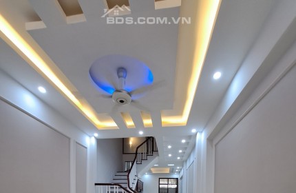 Hàng hiếm phân lô Tô Vĩnh Diện 65m2*5T, gara, gần phố, ô chờ thang máy, chỉ 9.3 tỷ.